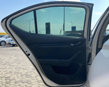 Белый Шкода Октавия, объемом двигателя 2 л и пробегом 191 тыс. км за 22800 $, фото 21 на Automoto.ua