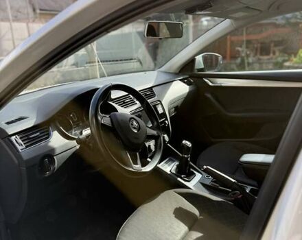 Білий Шкода Октавія, об'ємом двигуна 1.6 л та пробігом 40 тис. км за 14800 $, фото 10 на Automoto.ua
