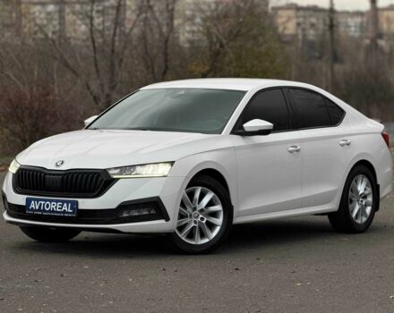 Белый Шкода Октавия, объемом двигателя 2 л и пробегом 258 тыс. км за 22000 $, фото 1 на Automoto.ua