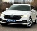Белый Шкода Октавия, объемом двигателя 2 л и пробегом 258 тыс. км за 22000 $, фото 1 на Automoto.ua