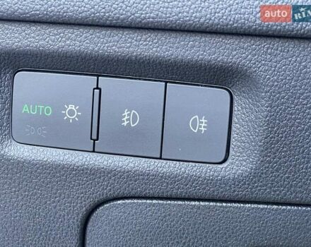 Білий Шкода Октавія, об'ємом двигуна 1.4 л та пробігом 90 тис. км за 19200 $, фото 37 на Automoto.ua