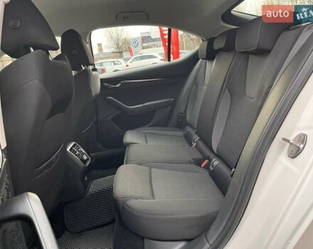 Білий Шкода Октавія, об'ємом двигуна 1.4 л та пробігом 124 тис. км за 19824 $, фото 25 на Automoto.ua