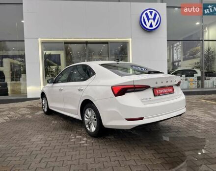 Білий Шкода Октавія, об'ємом двигуна 1.4 л та пробігом 117 тис. км за 18518 $, фото 4 на Automoto.ua