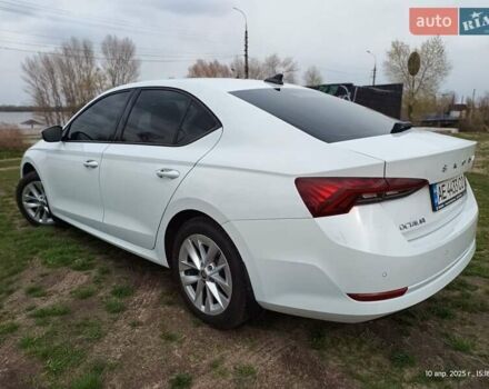 Білий Шкода Октавія, об'ємом двигуна 1.4 л та пробігом 22 тис. км за 25100 $, фото 5 на Automoto.ua