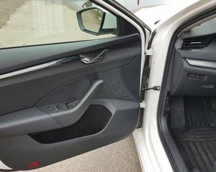 Білий Шкода Октавія, об'ємом двигуна 1.4 л та пробігом 121 тис. км за 18950 $, фото 10 на Automoto.ua