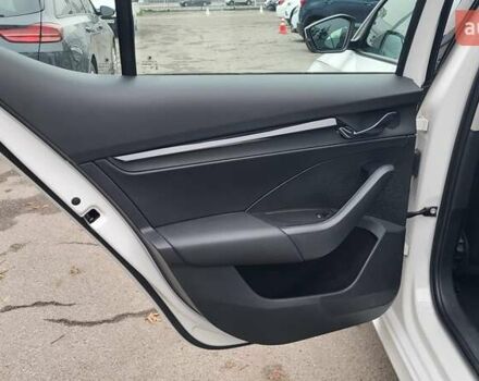 Белый Шкода Октавия, объемом двигателя 1.4 л и пробегом 98 тыс. км за 17990 $, фото 32 на Automoto.ua