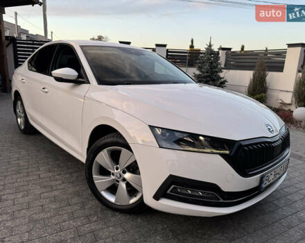 Белый Шкода Октавия, объемом двигателя 1.97 л и пробегом 243 тыс. км за 21500 $, фото 3 на Automoto.ua