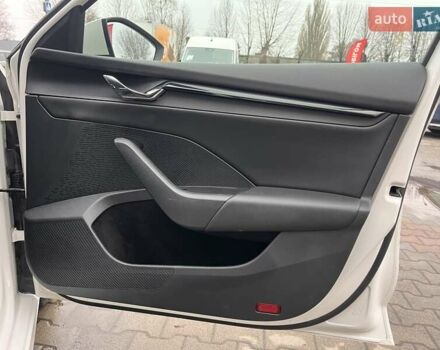 Білий Шкода Октавія, об'ємом двигуна 1.4 л та пробігом 117 тис. км за 18518 $, фото 31 на Automoto.ua