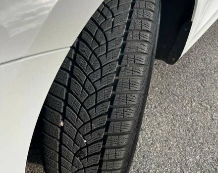 Білий Шкода Октавія, об'ємом двигуна 1.4 л та пробігом 167 тис. км за 17500 $, фото 9 на Automoto.ua