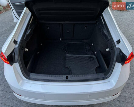 Белый Шкода Октавия, объемом двигателя 1.97 л и пробегом 243 тыс. км за 21500 $, фото 48 на Automoto.ua