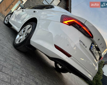 Белый Шкода Октавия, объемом двигателя 1.97 л и пробегом 243 тыс. км за 21500 $, фото 44 на Automoto.ua