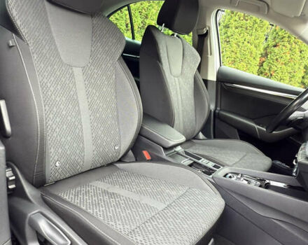 Белый Шкода Октавия, объемом двигателя 1.97 л и пробегом 177 тыс. км за 19999 $, фото 65 на Automoto.ua