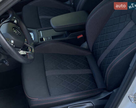 Білий Шкода Октавія, об'ємом двигуна 2 л та пробігом 160 тис. км за 27999 $, фото 37 на Automoto.ua