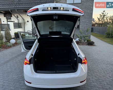 Белый Шкода Октавия, объемом двигателя 1.97 л и пробегом 243 тыс. км за 21500 $, фото 47 на Automoto.ua