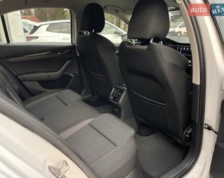 Білий Шкода Октавія, об'ємом двигуна 1.4 л та пробігом 124 тис. км за 19824 $, фото 28 на Automoto.ua