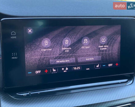 Білий Шкода Октавія, об'ємом двигуна 2 л та пробігом 160 тис. км за 27999 $, фото 43 на Automoto.ua