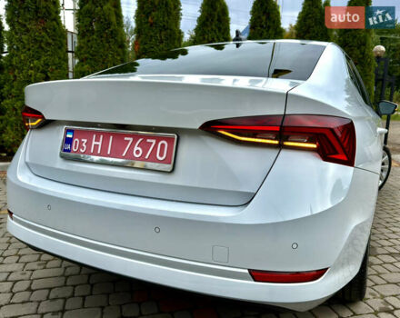 Білий Шкода Октавія, об'ємом двигуна 1.97 л та пробігом 178 тис. км за 19555 $, фото 26 на Automoto.ua