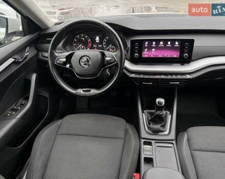 Білий Шкода Октавія, об'ємом двигуна 1.4 л та пробігом 117 тис. км за 18518 $, фото 20 на Automoto.ua