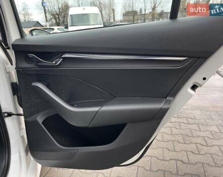 Білий Шкода Октавія, об'ємом двигуна 1.4 л та пробігом 124 тис. км за 19824 $, фото 27 на Automoto.ua