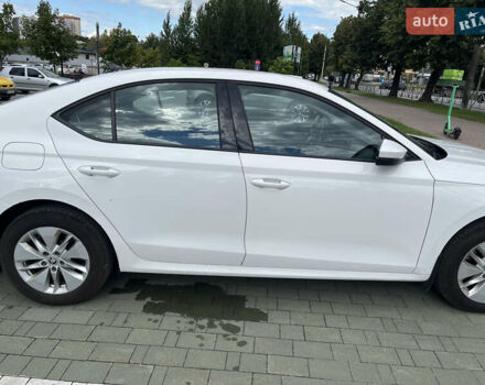 Білий Шкода Октавія, об'ємом двигуна 1.4 л та пробігом 166 тис. км за 18000 $, фото 5 на Automoto.ua