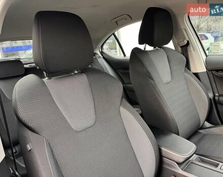 Білий Шкода Октавія, об'ємом двигуна 1.4 л та пробігом 124 тис. км за 19824 $, фото 32 на Automoto.ua