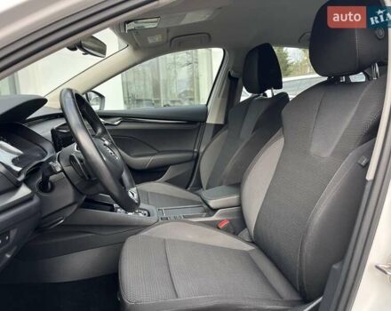 Білий Шкода Октавія, об'ємом двигуна 1.4 л та пробігом 124 тис. км за 19824 $, фото 13 на Automoto.ua