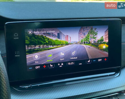 Білий Шкода Октавія, об'ємом двигуна 2 л та пробігом 160 тис. км за 27999 $, фото 44 на Automoto.ua