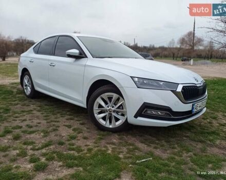Білий Шкода Октавія, об'ємом двигуна 1.4 л та пробігом 22 тис. км за 25100 $, фото 3 на Automoto.ua