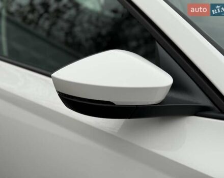 Белый Шкода Октавия, объемом двигателя 1.4 л и пробегом 17 тыс. км за 19900 $, фото 16 на Automoto.ua