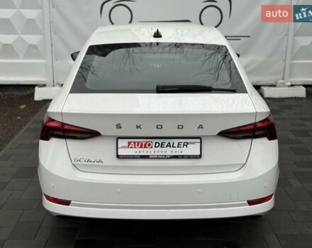 Белый Шкода Октавия, объемом двигателя 1.4 л и пробегом 17 тыс. км за 19900 $, фото 8 на Automoto.ua