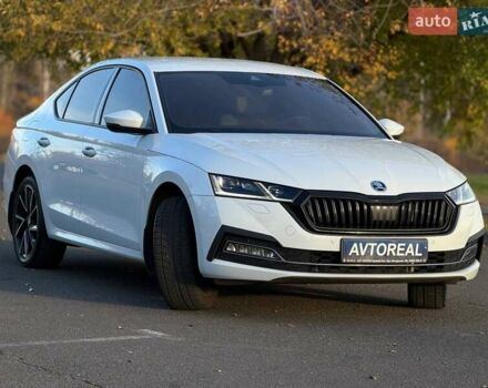 Білий Шкода Октавія, об'ємом двигуна 1.97 л та пробігом 55 тис. км за 33000 $, фото 3 на Automoto.ua