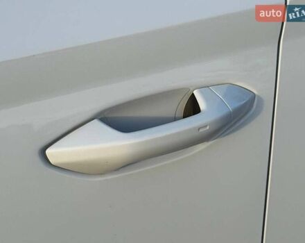 Білий Шкода Октавія, об'ємом двигуна 1.97 л та пробігом 55 тис. км за 33000 $, фото 16 на Automoto.ua