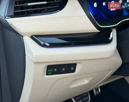 Білий Шкода Октавія, об'ємом двигуна 1.97 л та пробігом 55 тис. км за 33000 $, фото 37 на Automoto.ua