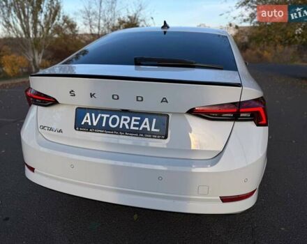 Білий Шкода Октавія, об'ємом двигуна 1.97 л та пробігом 55 тис. км за 33000 $, фото 28 на Automoto.ua