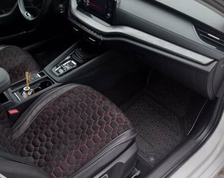 Белый Шкода Октавия, объемом двигателя 1.6 л и пробегом 19 тыс. км за 24999 $, фото 13 на Automoto.ua