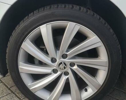 Белый Шкода Октавия, объемом двигателя 1.97 л и пробегом 96 тыс. км за 35500 $, фото 11 на Automoto.ua