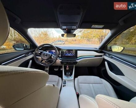 Білий Шкода Октавія, об'ємом двигуна 1.97 л та пробігом 55 тис. км за 33000 $, фото 43 на Automoto.ua