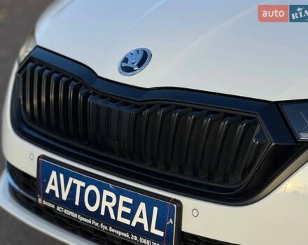 Білий Шкода Октавія, об'ємом двигуна 1.97 л та пробігом 55 тис. км за 33000 $, фото 7 на Automoto.ua