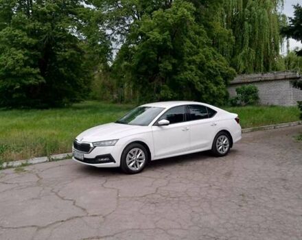 Белый Шкода Октавия, объемом двигателя 1.6 л и пробегом 19 тыс. км за 24999 $, фото 5 на Automoto.ua