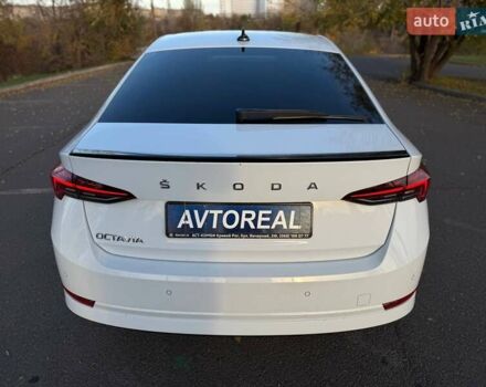 Білий Шкода Октавія, об'ємом двигуна 1.97 л та пробігом 55 тис. км за 33000 $, фото 29 на Automoto.ua