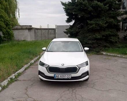 Белый Шкода Октавия, объемом двигателя 1.6 л и пробегом 19 тыс. км за 24999 $, фото 4 на Automoto.ua