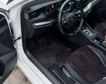 Белый Шкода Октавия, объемом двигателя 1.6 л и пробегом 19 тыс. км за 24999 $, фото 11 на Automoto.ua