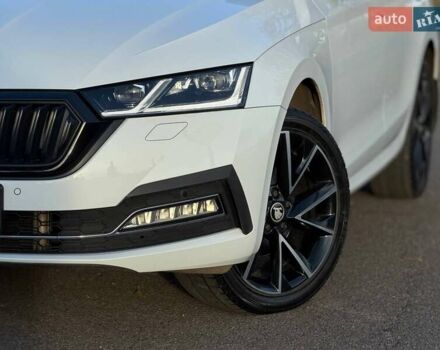 Білий Шкода Октавія, об'ємом двигуна 1.97 л та пробігом 55 тис. км за 33000 $, фото 4 на Automoto.ua