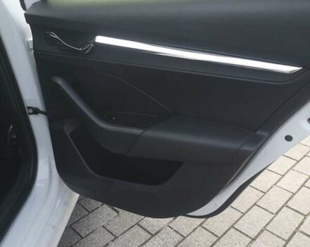 Белый Шкода Октавия, объемом двигателя 1.97 л и пробегом 96 тыс. км за 35500 $, фото 20 на Automoto.ua