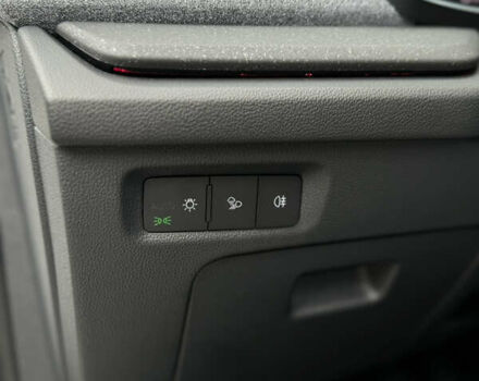 Шкода Октавия 2024 в Одессе на Automoto.ua Белый Шкода Октавия, объемом двигателя 1.5 л и пробегом 1 тыс. км за 37000 $, фото 16 на Automoto.ua