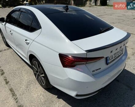 Белый Шкода Октавия, объемом двигателя 1.4 л и пробегом 8 тыс. км за 34850 $, фото 9 на Automoto.ua