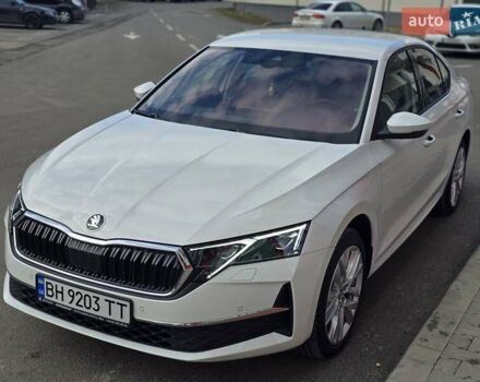 Белый Шкода Октавия, объемом двигателя 1.5 л и пробегом 12 тыс. км за 33300 $, фото 4 на Automoto.ua