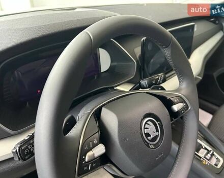 Белый Шкода Октавия, объемом двигателя 1.4 л и пробегом 2 тыс. км за 27600 $, фото 3 на Automoto.ua