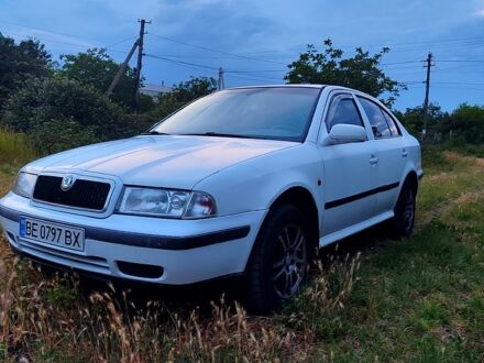 Білий Шкода Октавія, об'ємом двигуна 1.6 л та пробігом 0 тис. км за 2600 $, фото 1 на Automoto.ua