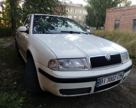 Білий Шкода Октавія, об'ємом двигуна 1.6 л та пробігом 370 тис. км за 2994 $, фото 1 на Automoto.ua